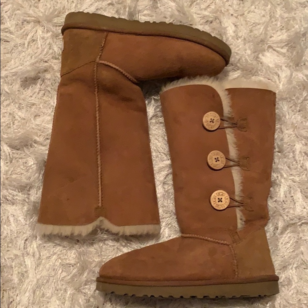 Bailey button Triplet Ugg Boots